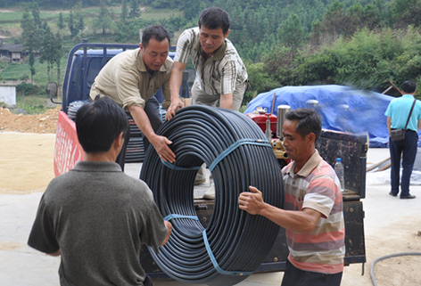 铜仁卷烟厂助农抗旱渡难关